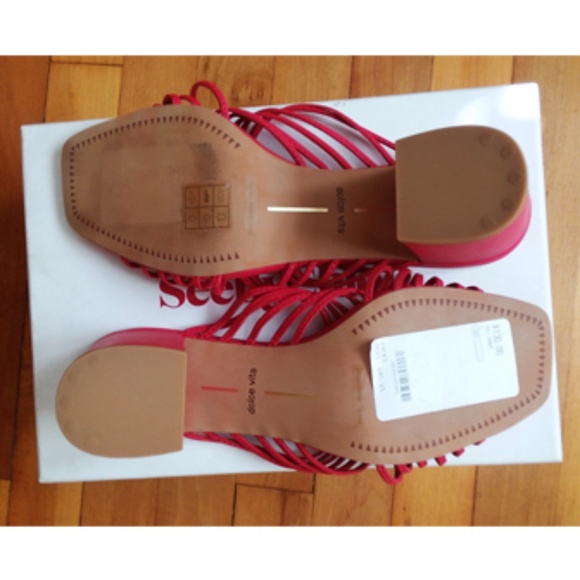 NEW SANDALS IN RED FROM "DOLCE VITA" - Picture 3 of 3